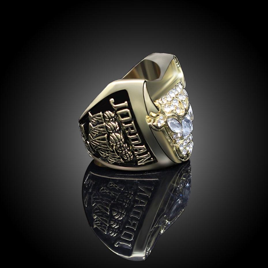 Chicago bulls store championship rings replica