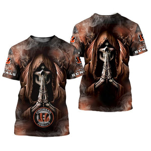 Men's Cincinnati Bengals T shirts Background Skull Smoke