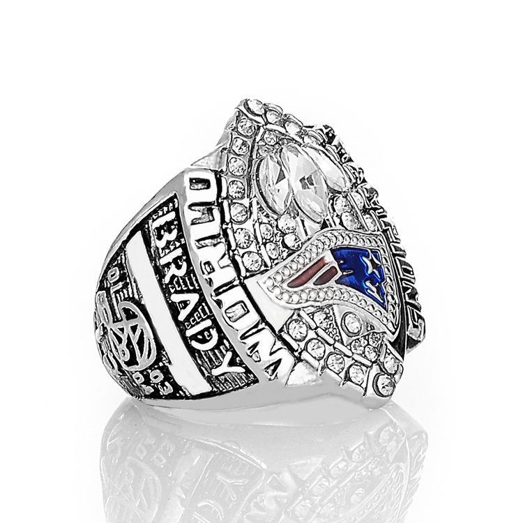 Stylish Simplicity Championship Ring Display Case, New England Patriots  Superbowl Replica Rings Set of 6 Size 7-15.12, N-J 11 : Amazon.nl: Fashion