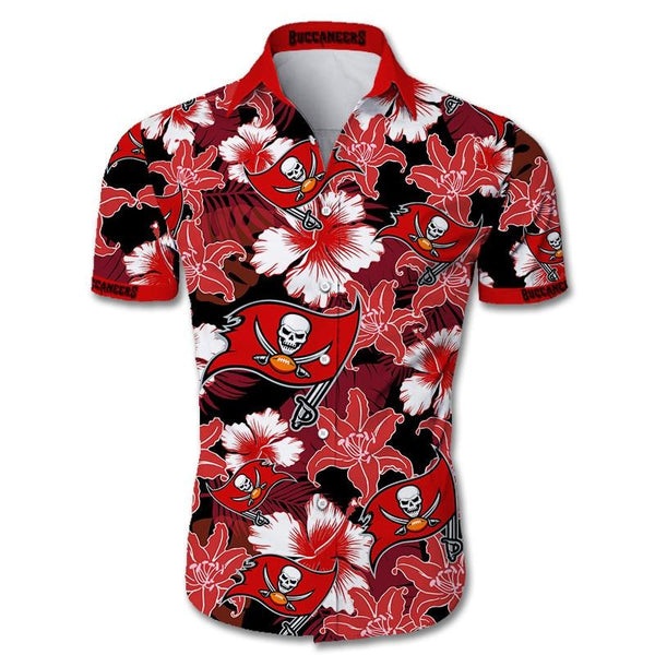 Buccaneers Hawaiian Shirt Star Hibiscus Flower Tampa Bay Buccaneers Gift -  Wow Tshirt Store Online